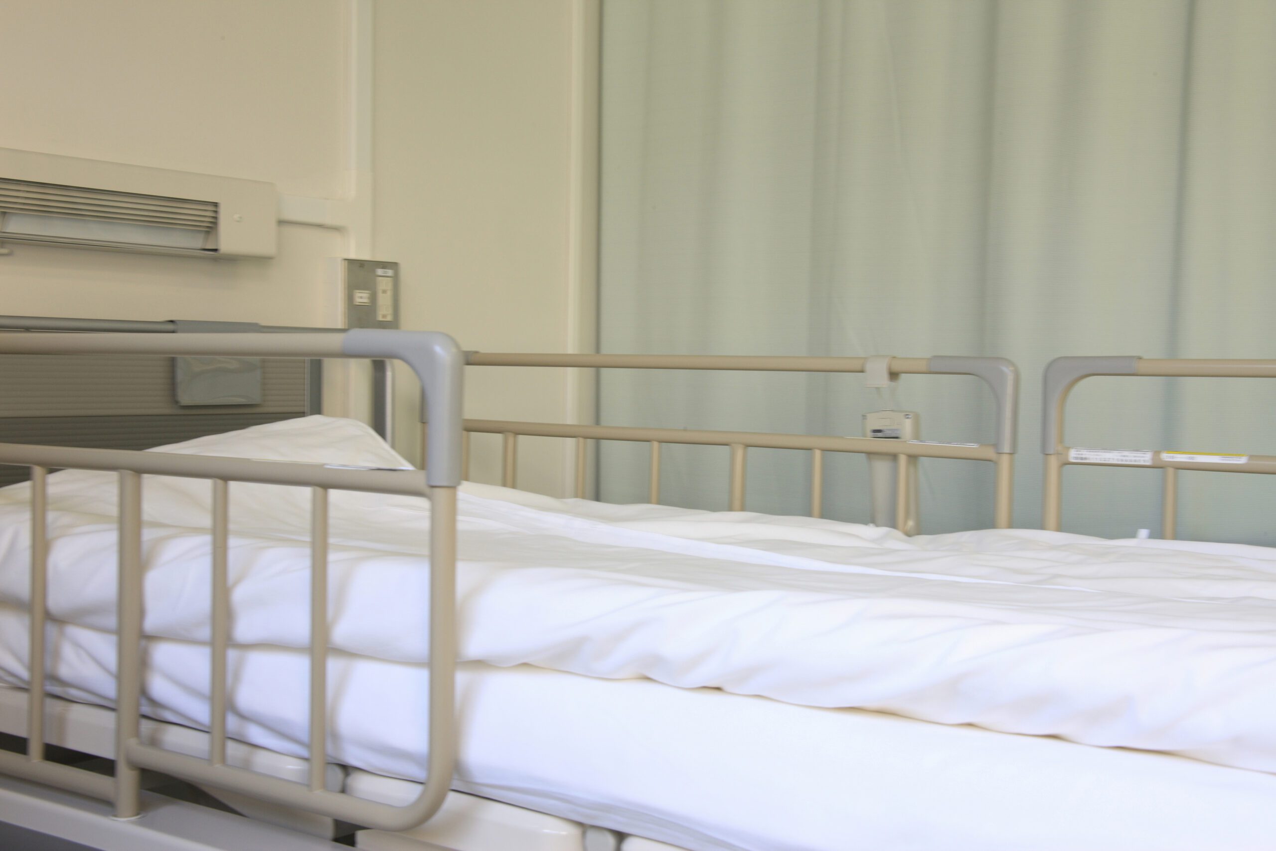 Crise de leitos em Campo Grande deixa bebê cardiopata sem vaga na Santa Casa