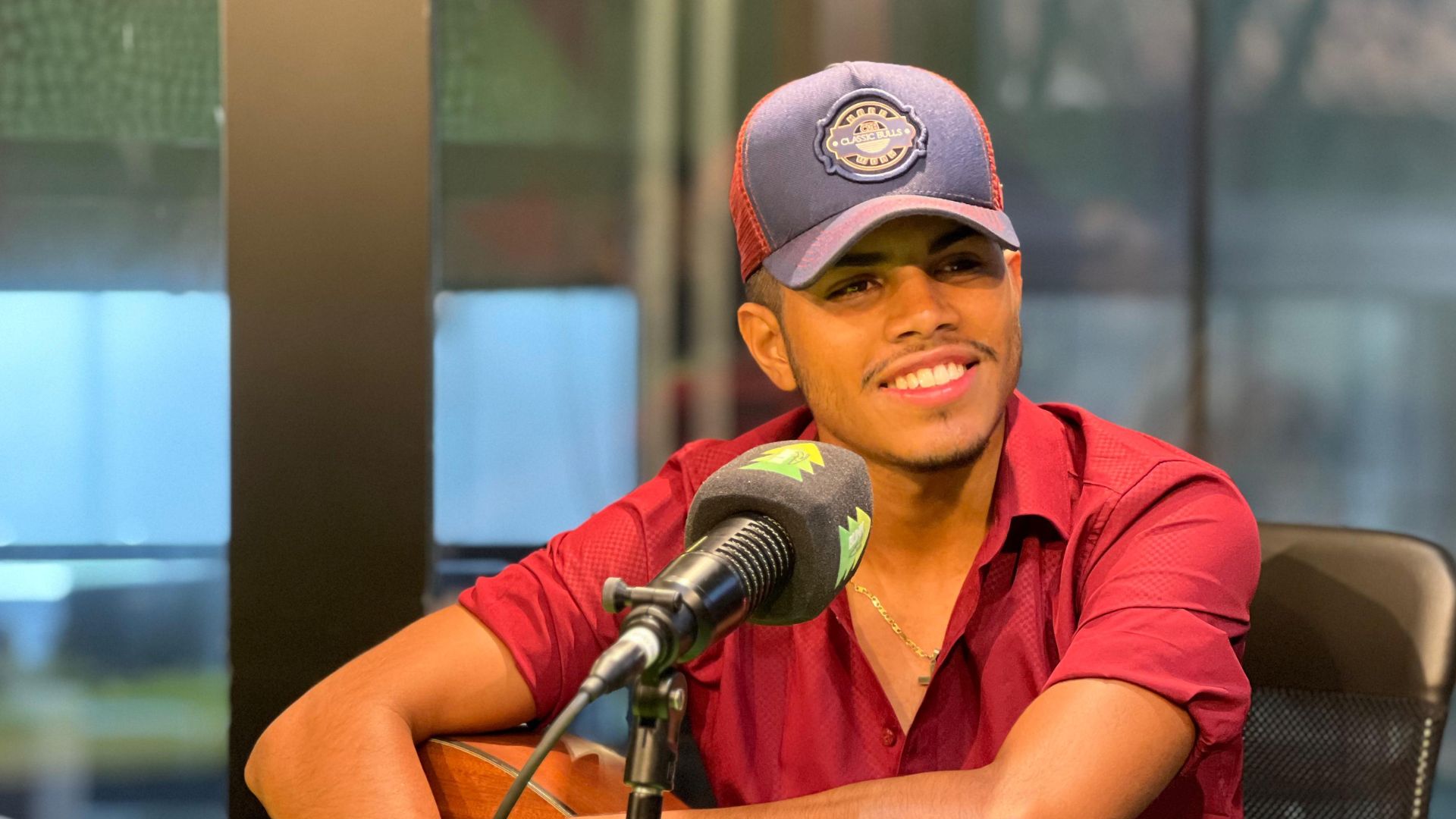 Andrey troca a fazenda pelo sonho de brilhar no sertanejo