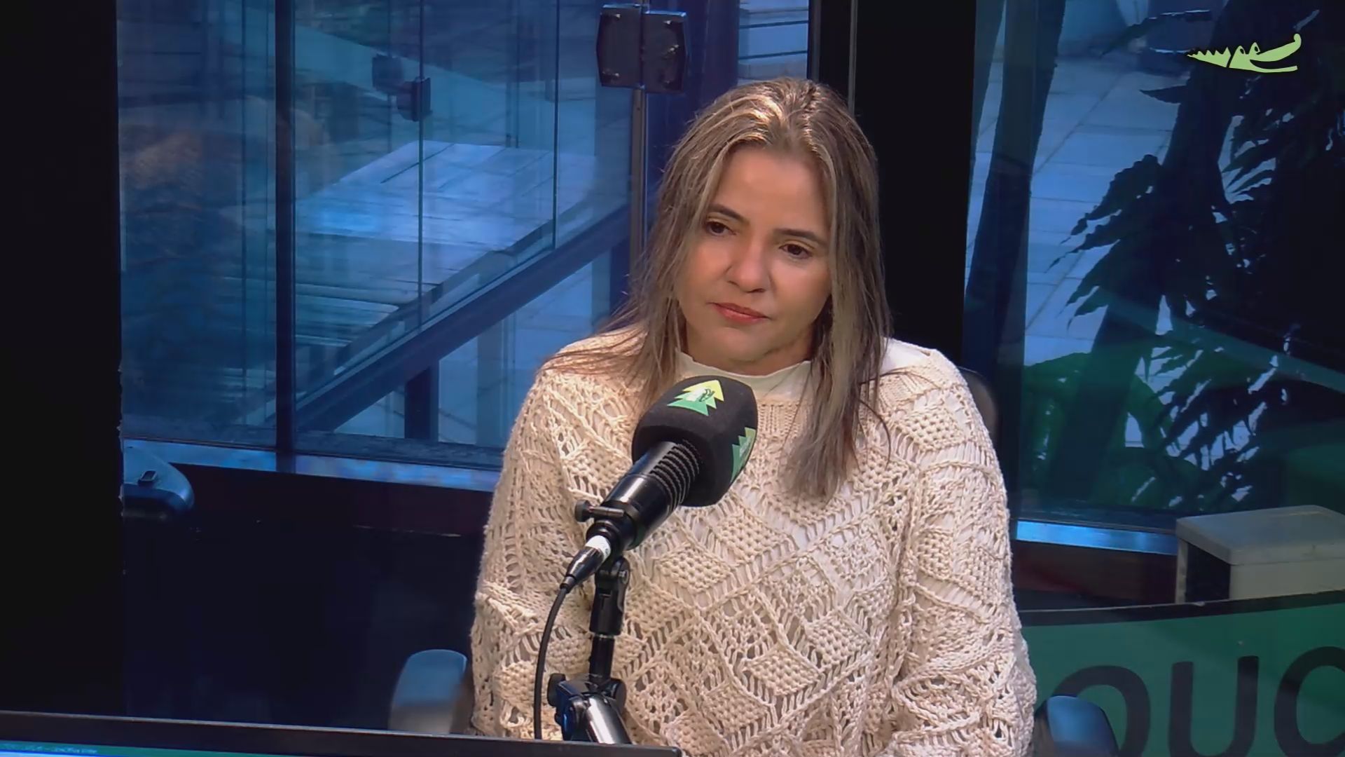 Agosto Lilás: psicóloga Tatiana Sequeira fala sobre combate à violência contra a mulher no Café com Blink