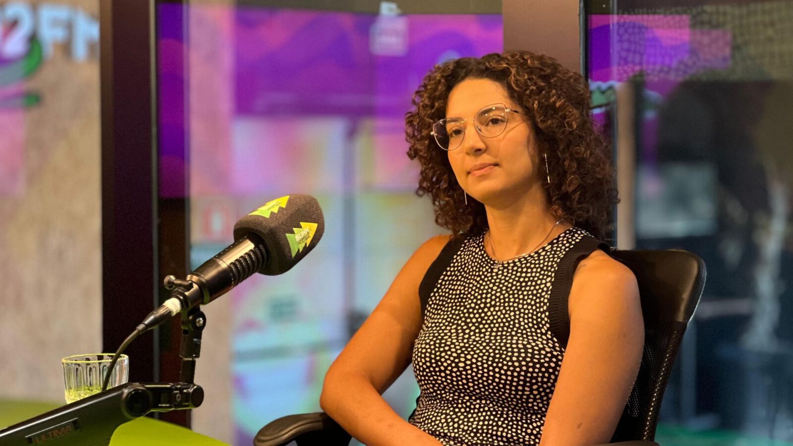 Adultização nas redes sociais: psicóloga alerta para riscos a crianças e adolescentes