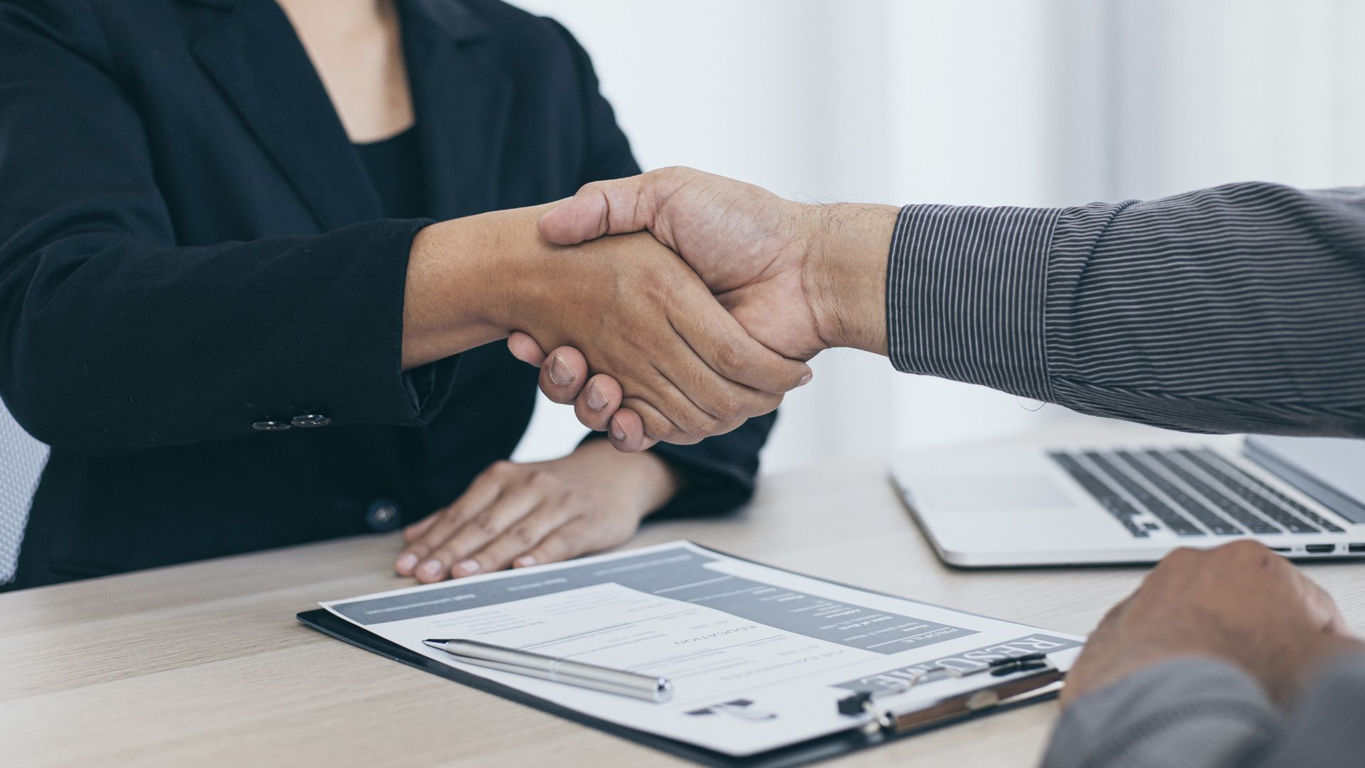 Semana começa com mais de 2,7 mil vagas de emprego abertas em Campo Grande