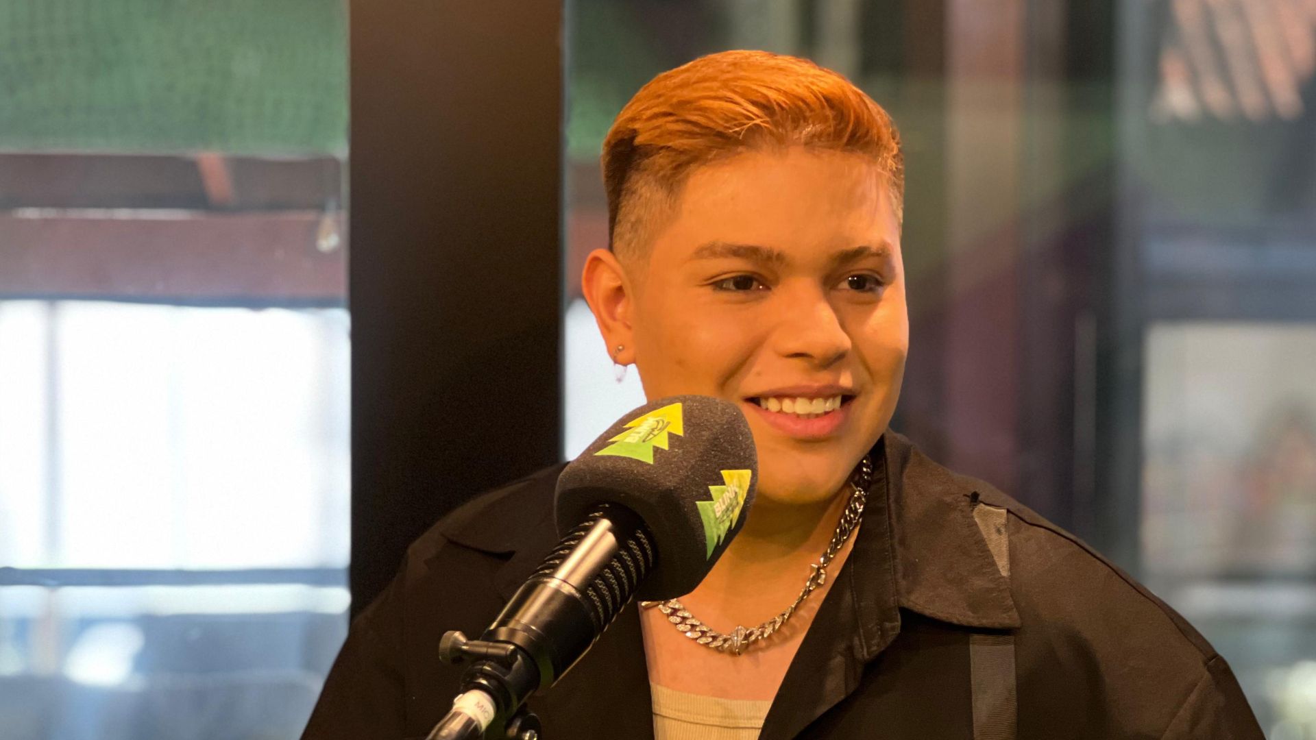 Ruan Caballero fala sobre carreira musical, novos lançamentos e sonhos no Café com o Blink