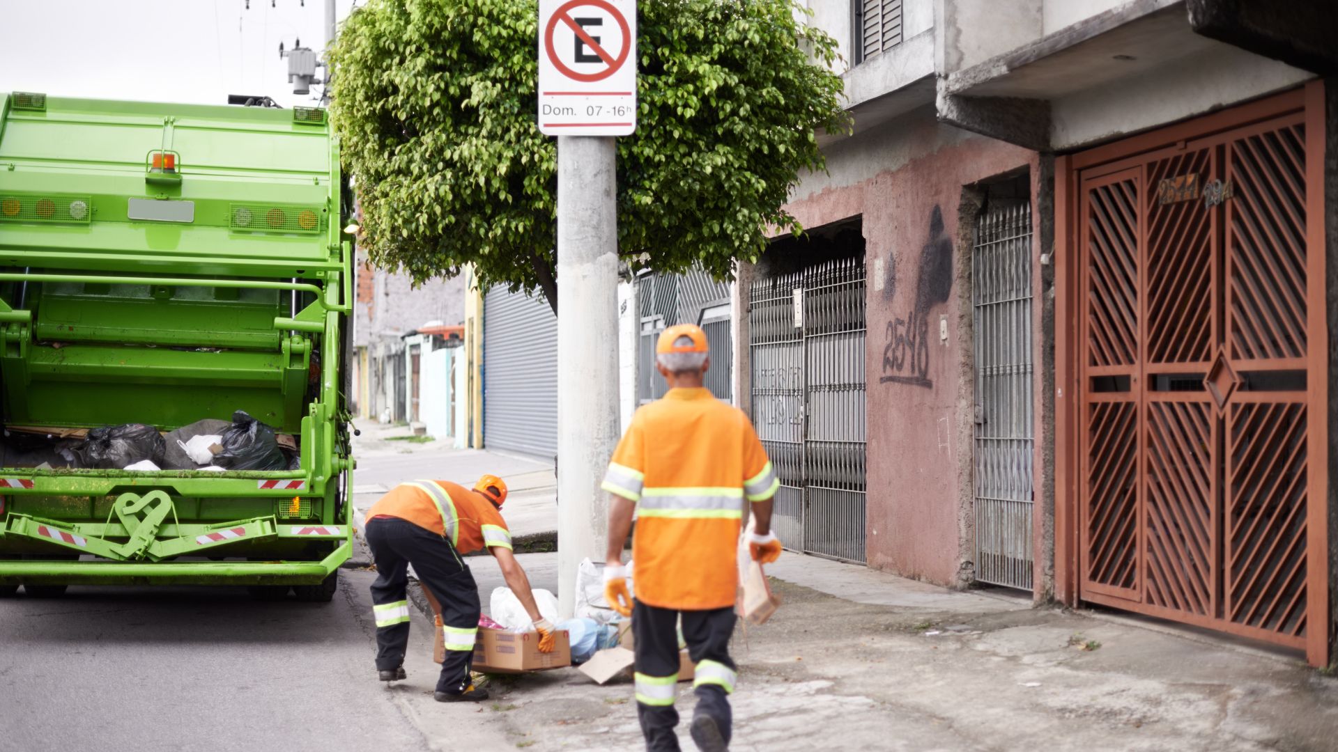 Taxa do lixo em Campo Grande terá cobrança de até R$ 220 em 2026, com opção de parcelamento