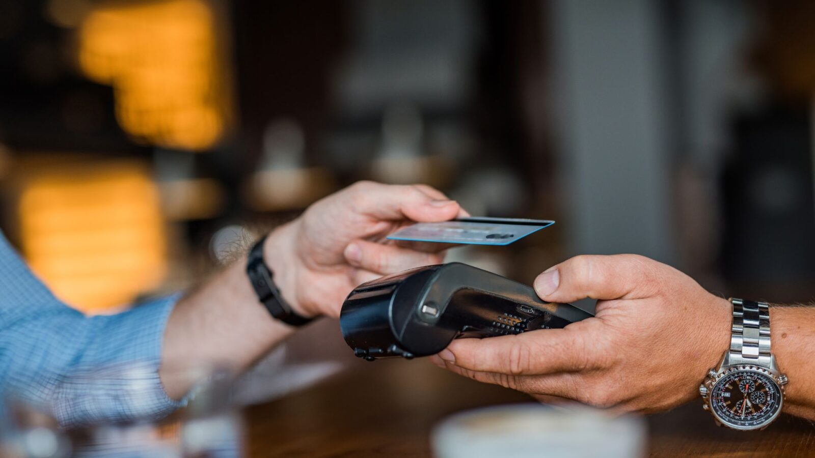 Endividamento em MS atinge recorde e mais de 1,2 milhão de pessoas estão com o nome negativado