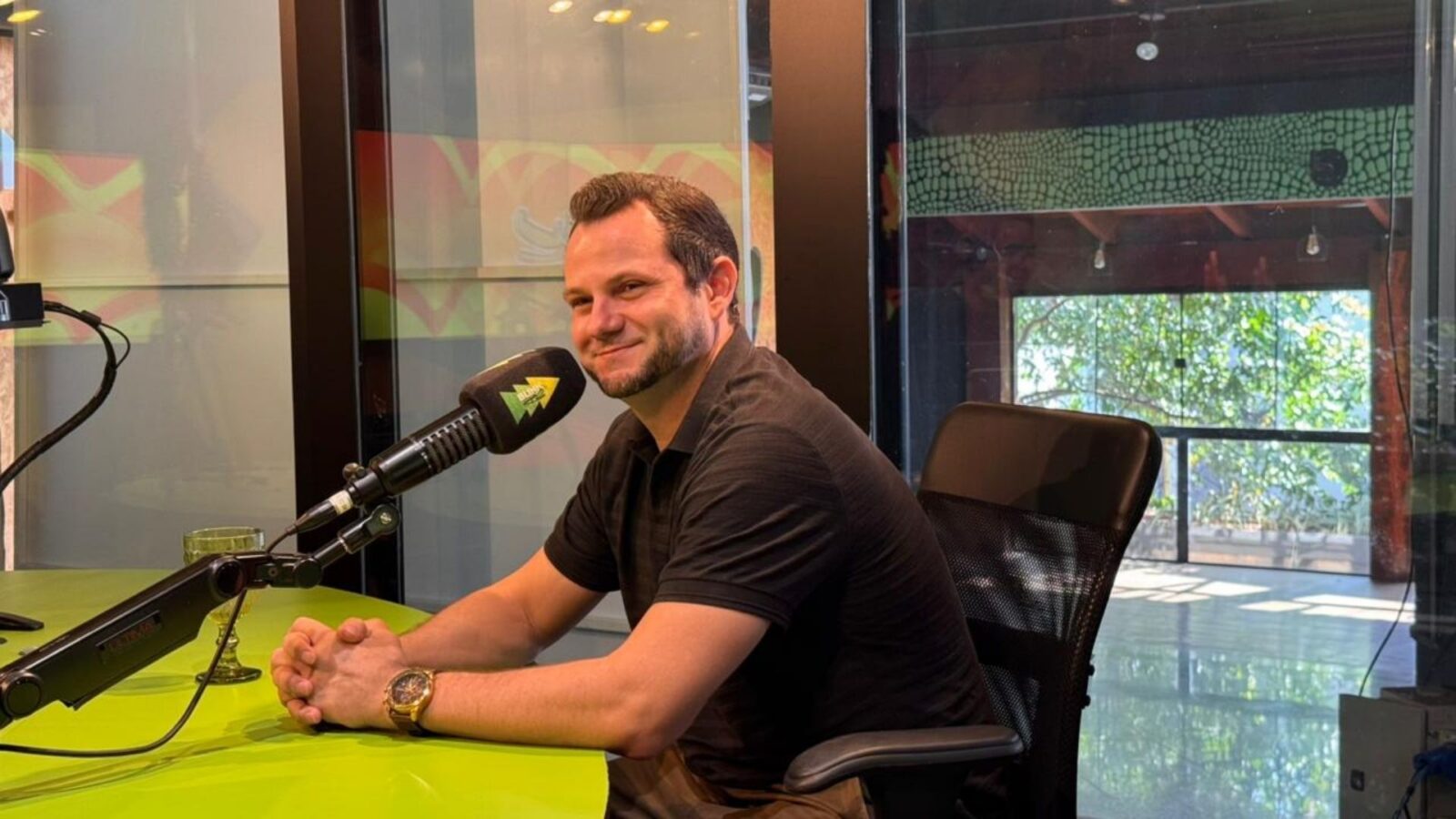 Promoção virou gatilho? consumo por impulso cresce na reta final do ano