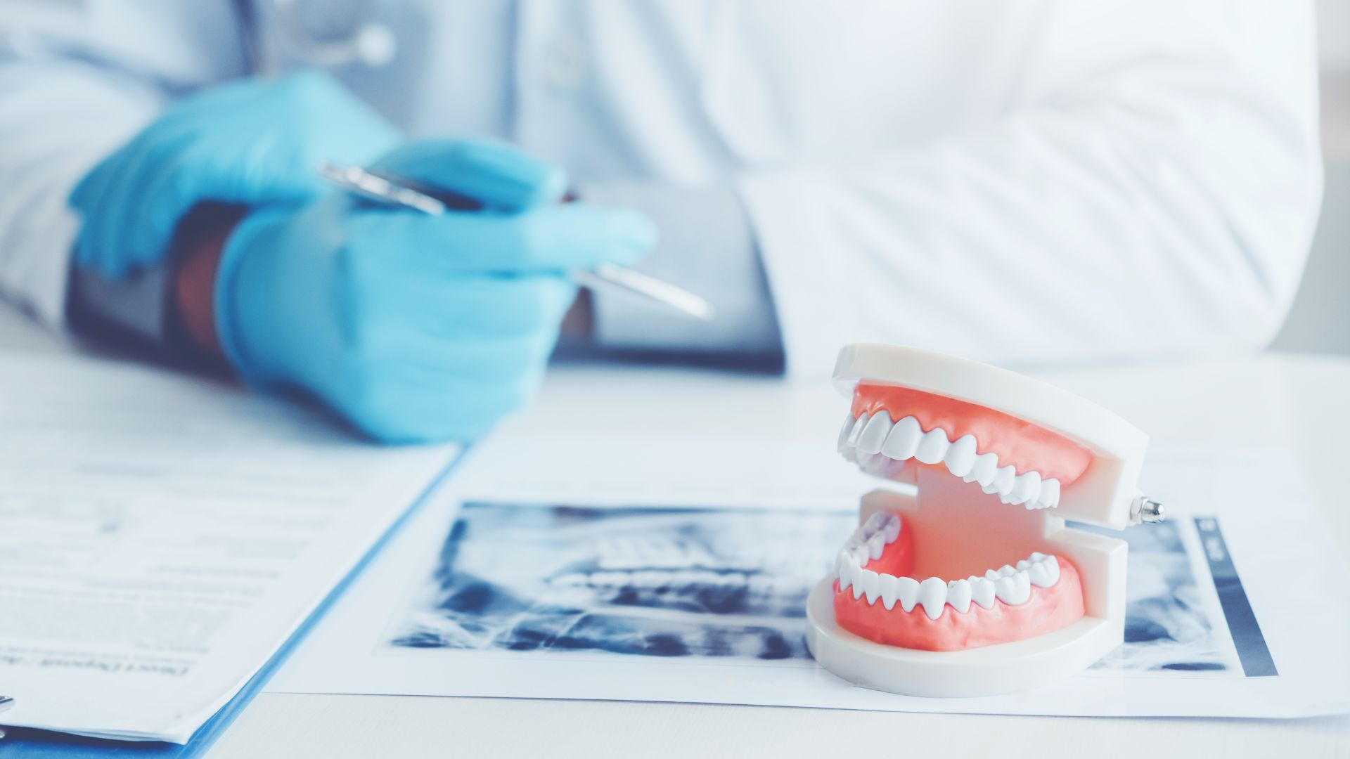 Dentistas da rede municipal anunciam greve a partir de quarta-feira (17) em Campo Grande