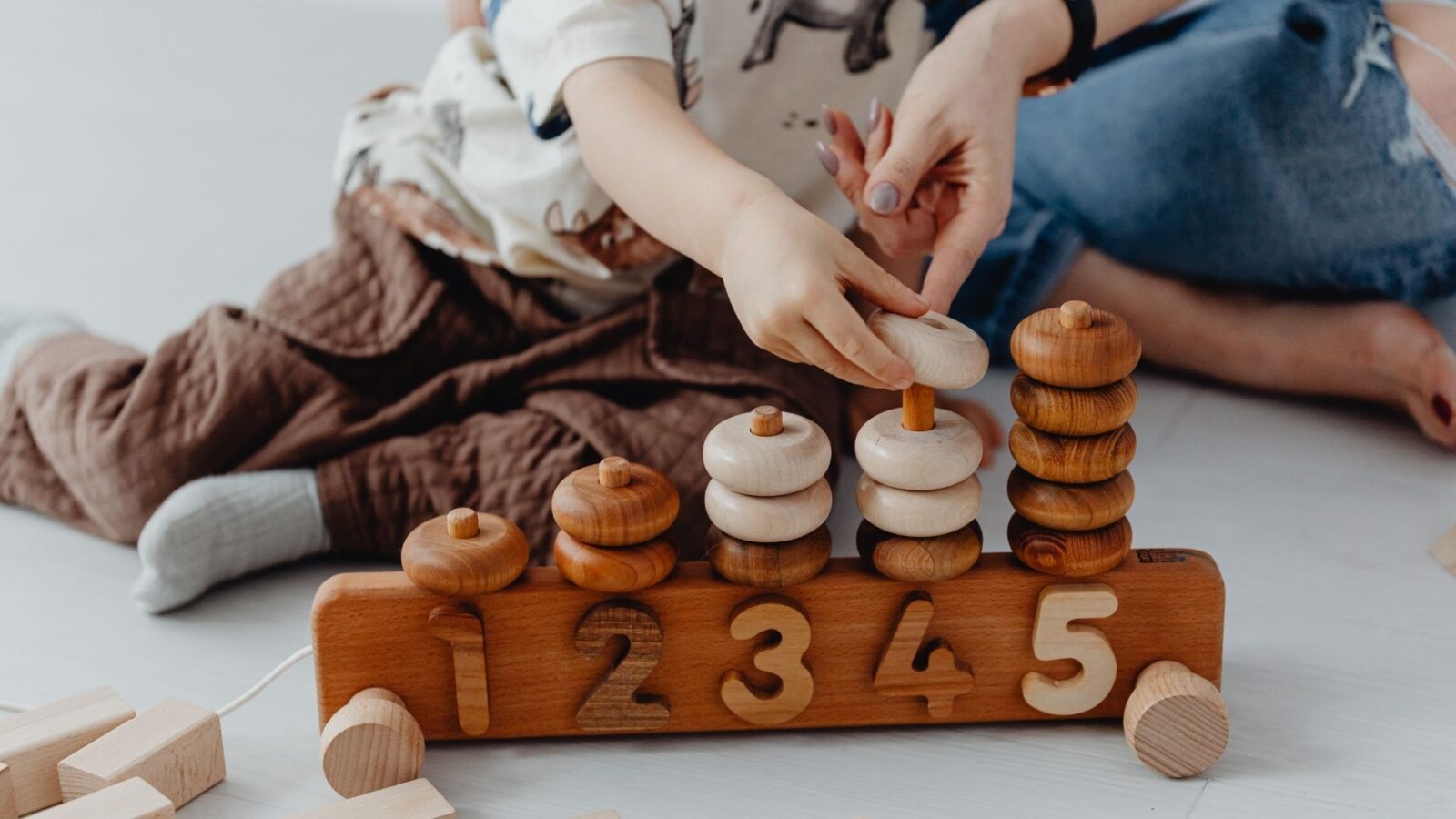 Congresso Nacional debate proteção à infância após decisão judicial que absolveu homem de 35 anos por relação com menina de 12 anos