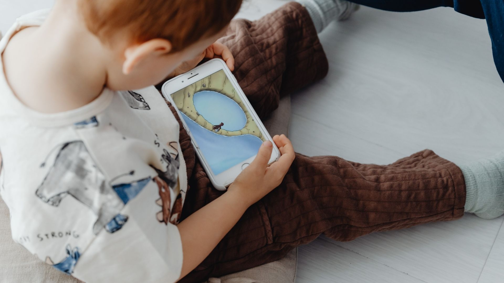 ECA Digital entra em vigor com regras mais duras e multas milionárias para redes sociais