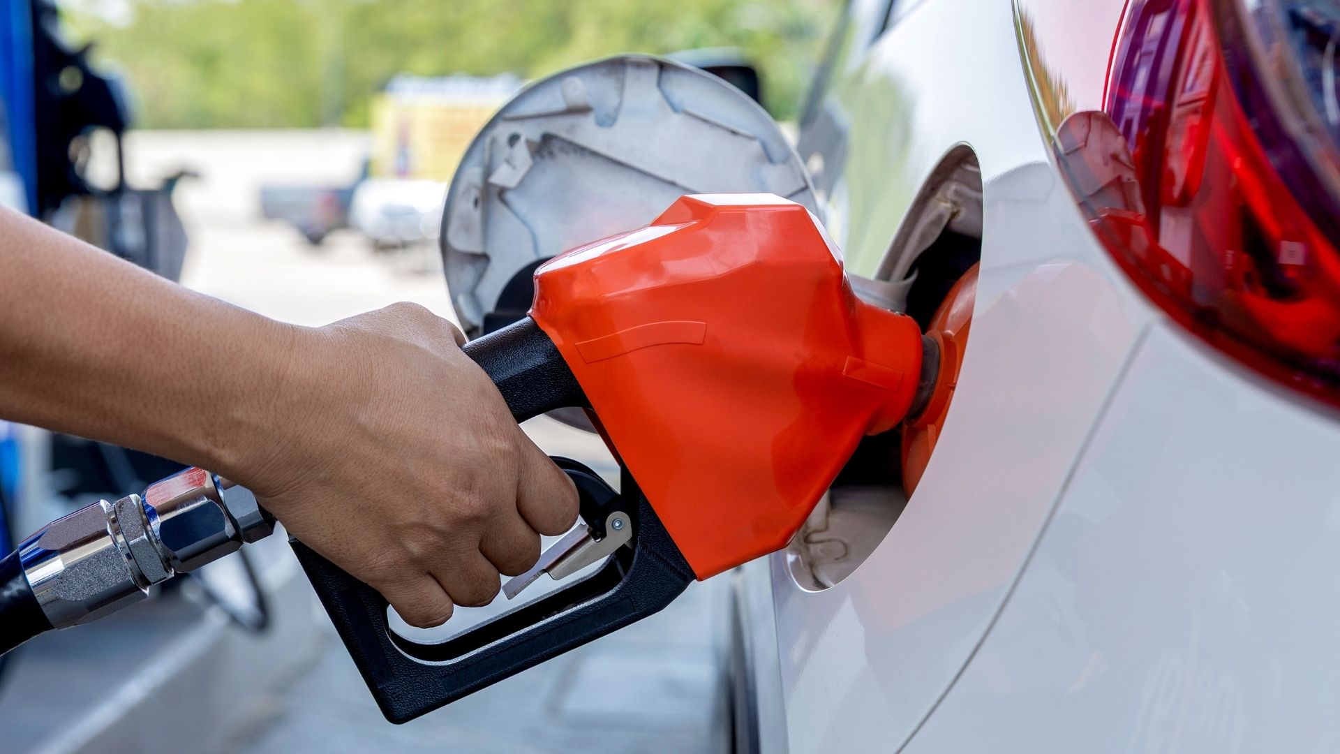 Governo mobiliza operação nacional contra abusos no preço da gasolina