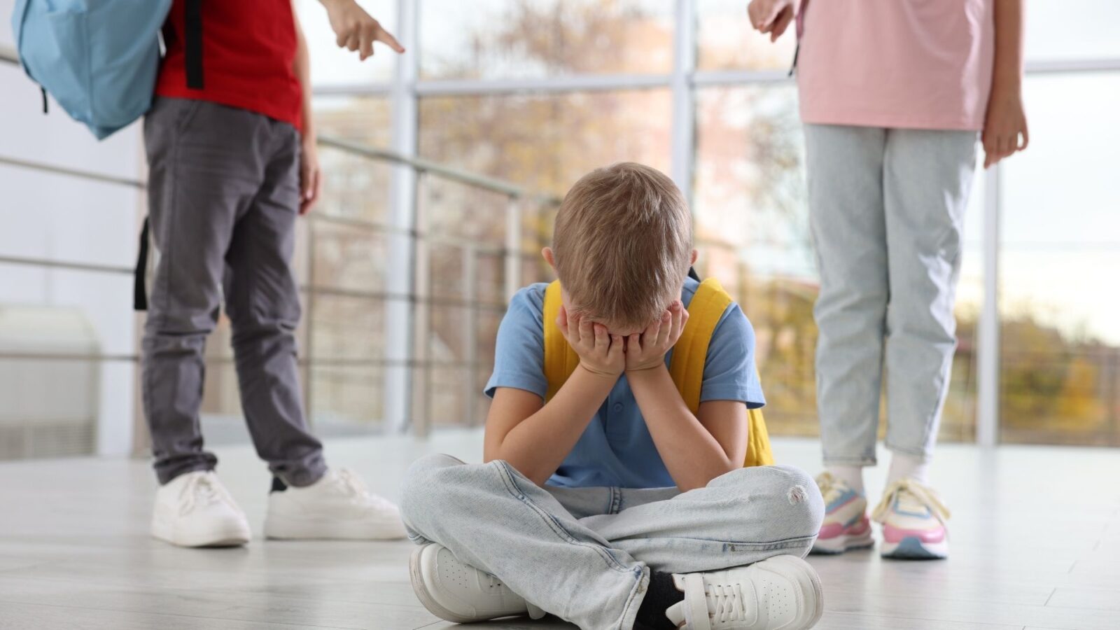 Casos de bullying avançam e registros quase dobram em um ano